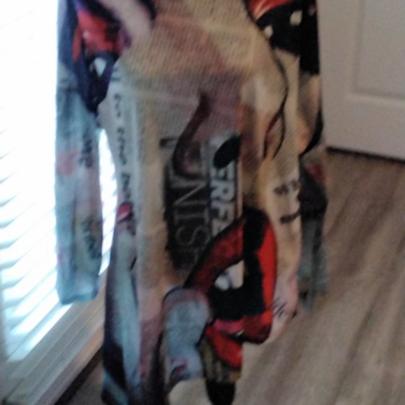 Fashion lip shirt 1x plus - Picture 5 of 5